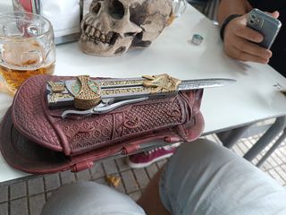 Guante de Asesino Assassin's Creed