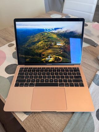 Apple MacBook Air 13” (2018) Gold