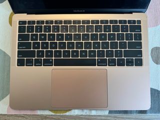 Apple MacBook Air 13” (2018) Gold
