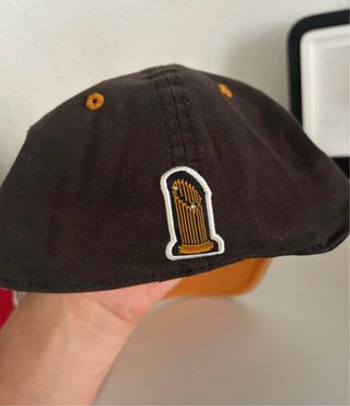 Gorras New Era Rojas y Negras