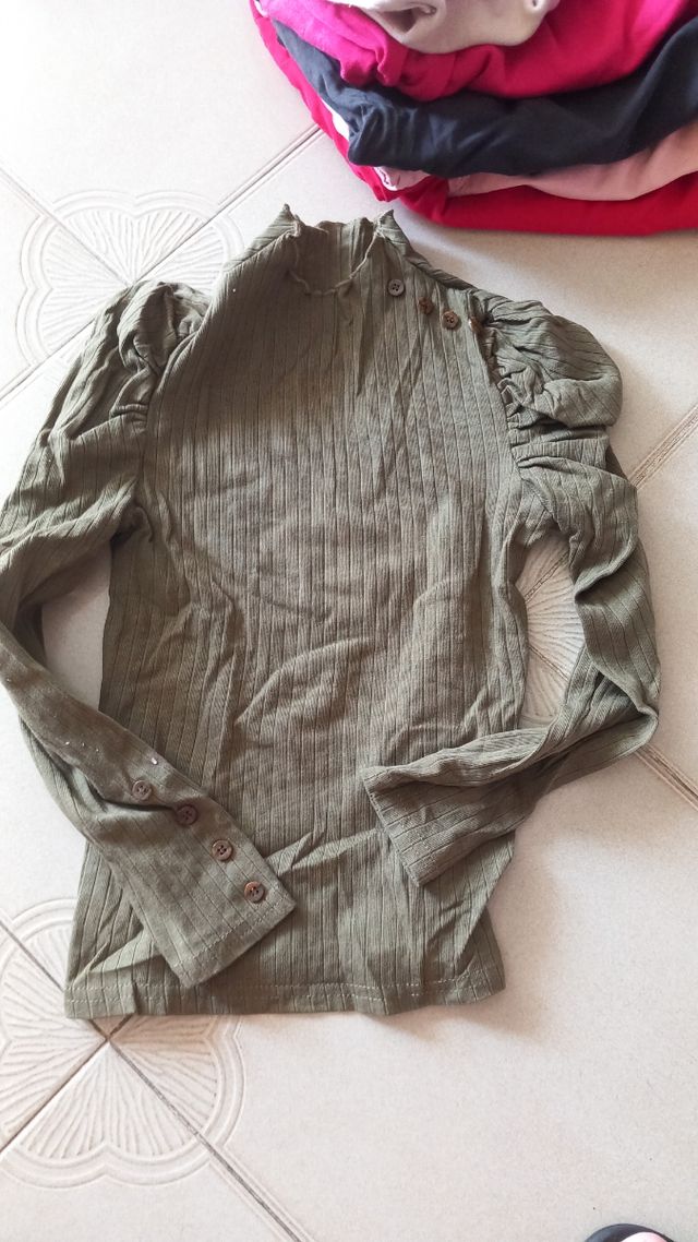 Camiseta H&M niña flores cada una 1e