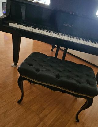 Piano de media cola Hupfeld