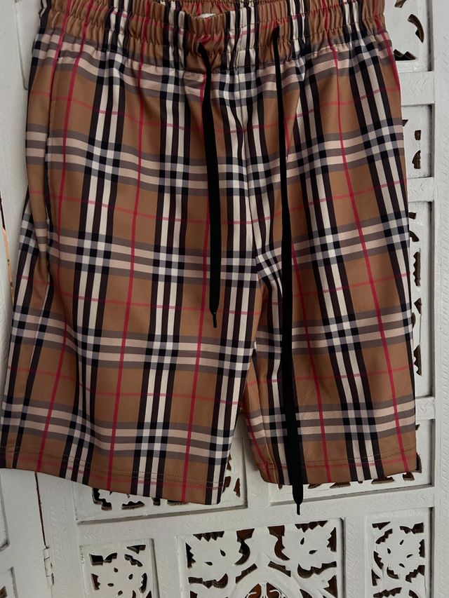 Burberry Shorts Beige Multicolor