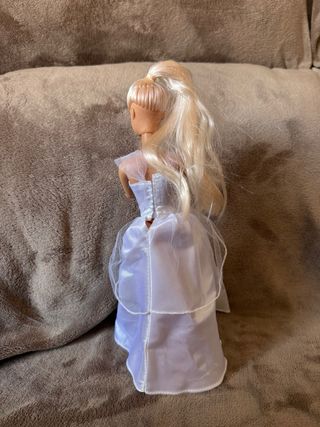 Muñeca Barbie Novia Vestido Blanco