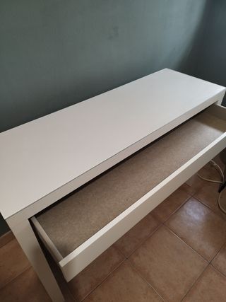 Tocador Malm Ikea Blanco con cristal 