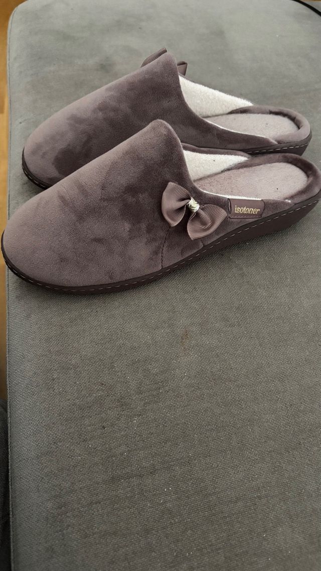 Zapatillas Isotoner para mujer color lila