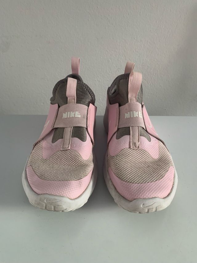 Scarpe Nike bambina rosa senza lacci