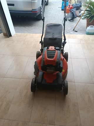 Corta césped Husqvarna