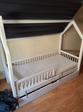 Cama infantil casa blanca con cajón