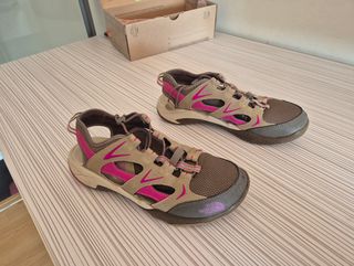 Zapatillas The North Face Beige/Rosa