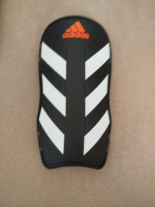 Espinilleras Adidas Everlite
