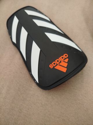 Espinilleras Adidas Everlite