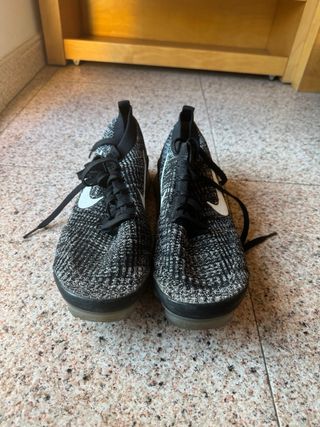 Nike Air Vapormax Negro/Gris