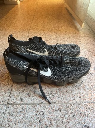 Nike Air Vapormax Negro/Gris
