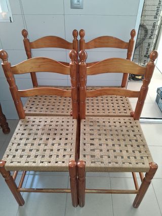 Mesa y 4 Sillas Rústicas Madera