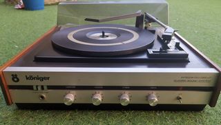 Tocadiscos Vintage Moncho con Vinilos