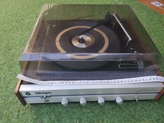 Tocadiscos Vintage Moncho con Vinilos