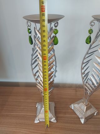 Candelabros de Aluminio con cristales verdes