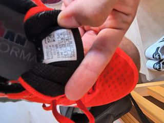 Tenis Adidas Rojos - Talla 42