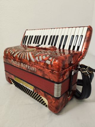 Acordeón Paolo Soprani