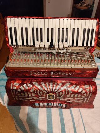 Acordeón Paolo Soprani
