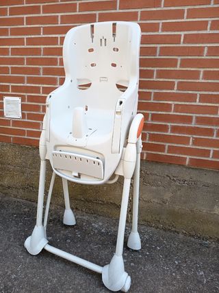 Trona de bebé blanca