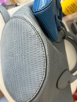 Bolso Parfois gris con mini bolso azul