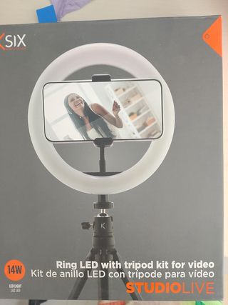 Aro de LED SIX con trípode para vídeo