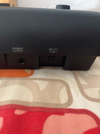 Piano Electrónico Yamaha NP-31