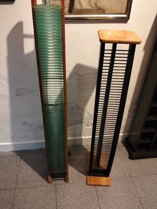 Torre CD Madera y Plástico