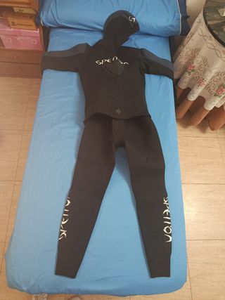 Traje de buceo Spetton con capucha
