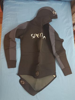 Traje de buceo Spetton con capucha