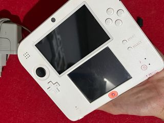 Nintendo 2DS Bianco