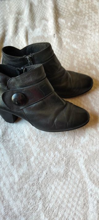 Botines de piel negros Talla 37
