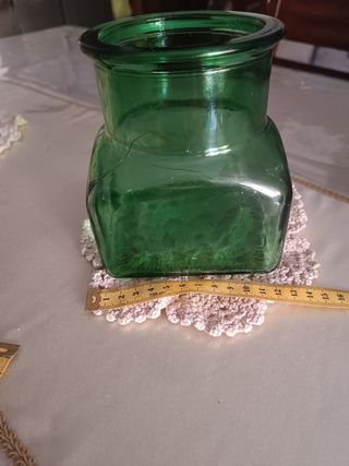 Vasetto antico verde in vetro