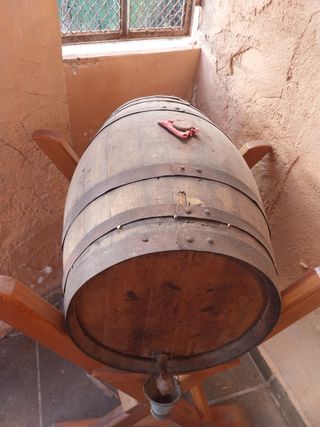 Barril de vino de madera
