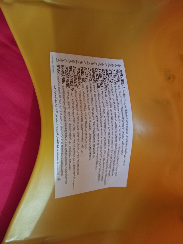 Correpasillos bebé oruga amarillo