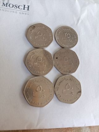 Monedas de Emiratos Árabes Unidos (5 y 25 Fils)
