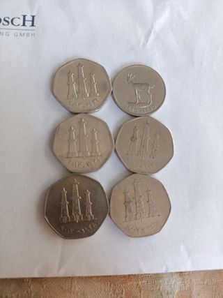 Monedas de Emiratos Árabes Unidos (5 y 25 Fils)