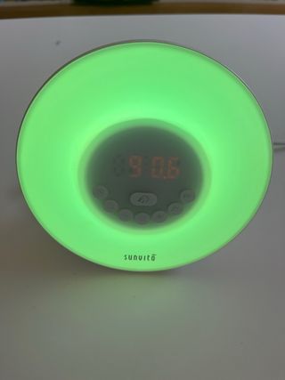 Despertador Sunvito FM con Luz Nocturna
