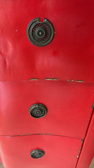 Cómoda burdeos envejecida 3 cajones