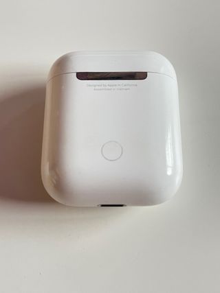 estuche AirPods Apple 2a generación