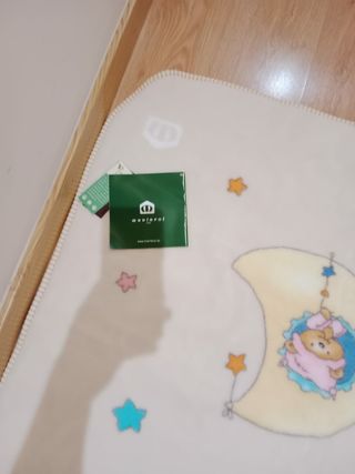Manta de bebe para cuna