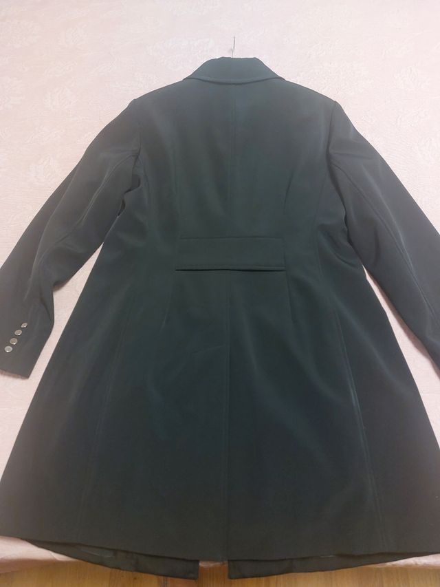 Abrigo Negro Anne Klein