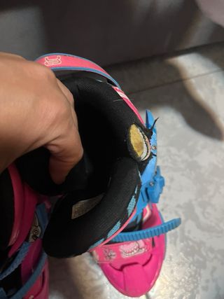 Patines en línea rosas y azules