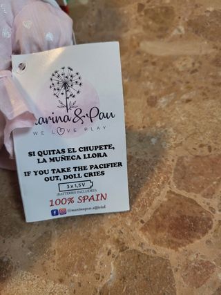 Muñeca bebé llora si le quitas el chupete