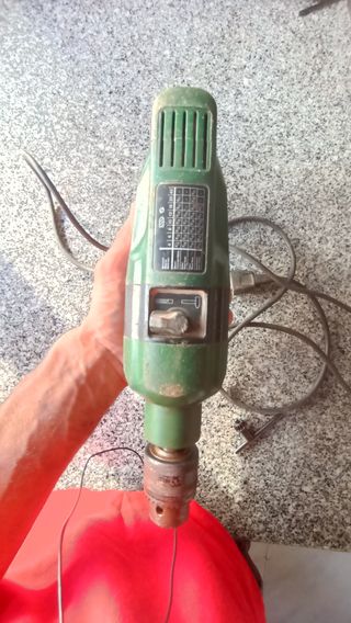 Taladro percutor Bosch