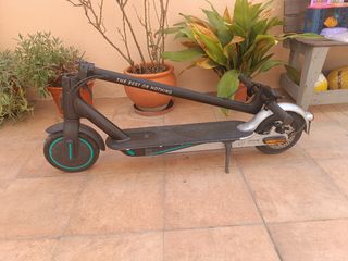 Patinete Eléctrico Mercedes