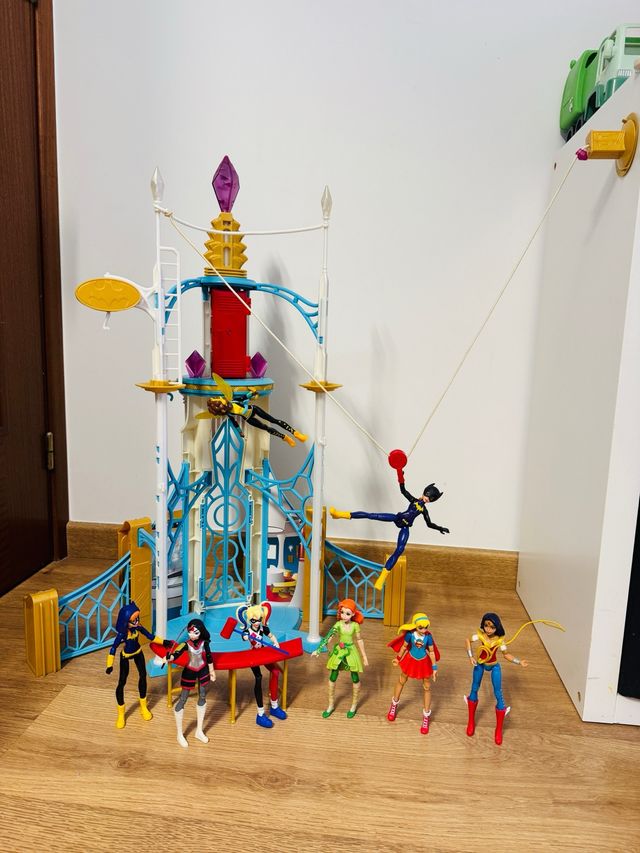 Escuela DC Super Hero Girls Mattel