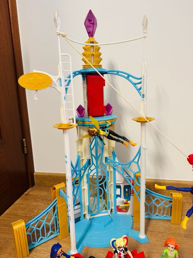 Escuela DC Super Hero Girls Mattel